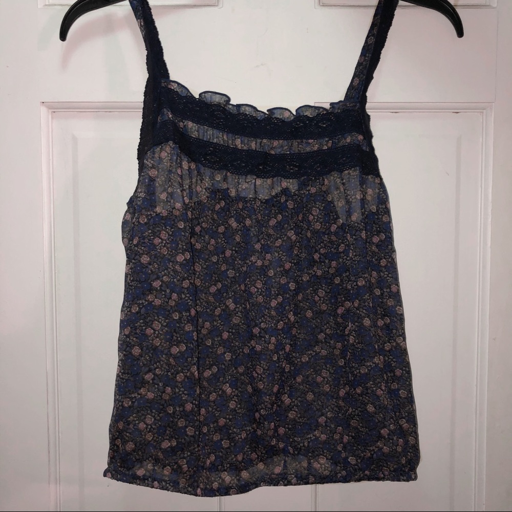 Blue Sheer Floral Tank Top💙🌸